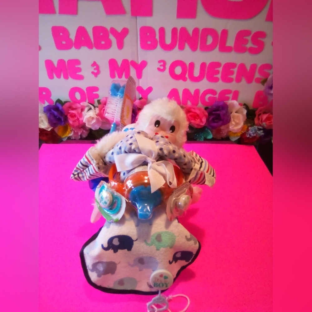 #159ππΌMOTORCYCLE DIAPER CAKE ("FOR A BABY BOY") - Picture 3 of 9